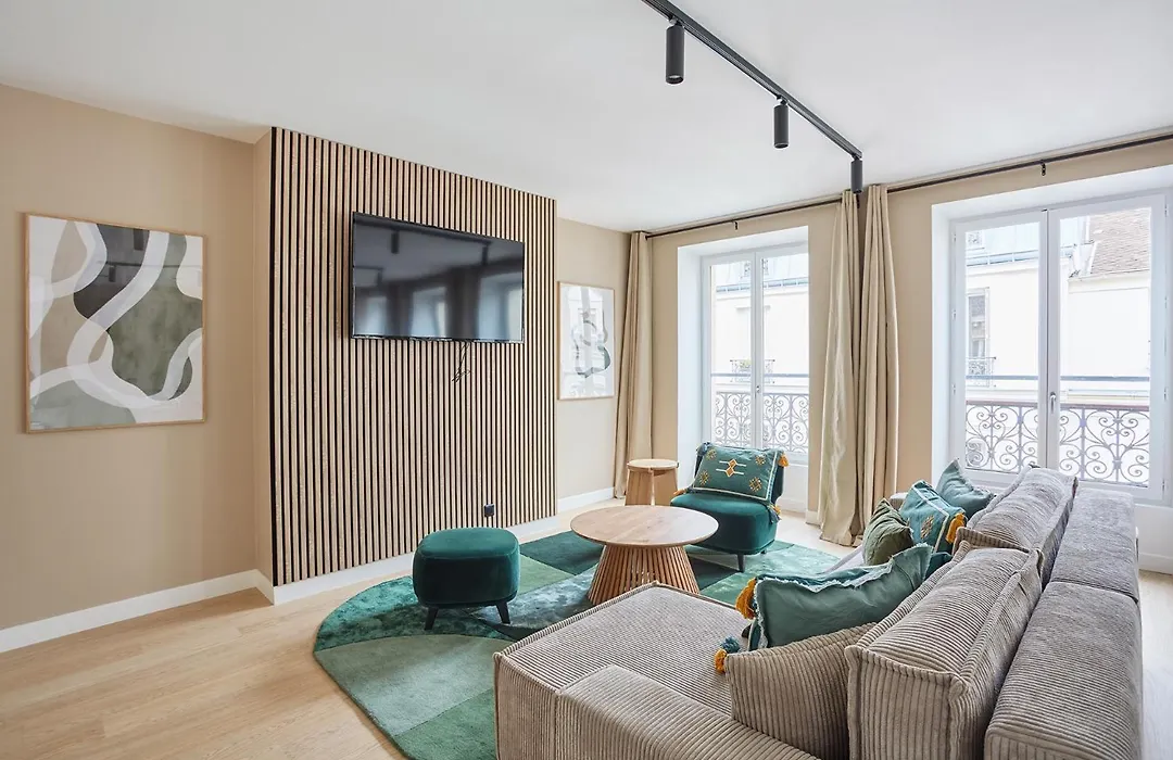 Résidence Beaubourg Le Marais by Studio prestige-1