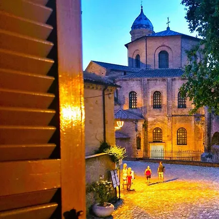 Domus Galla Placidia - Superlative View - 50 Meters From Unesco Heritage Sites - San Vitale - Galla Placidia-3