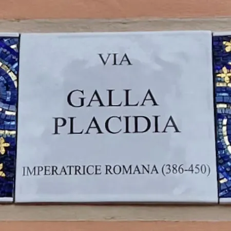 Domus Galla Placidia - Unesco Luxury View-2