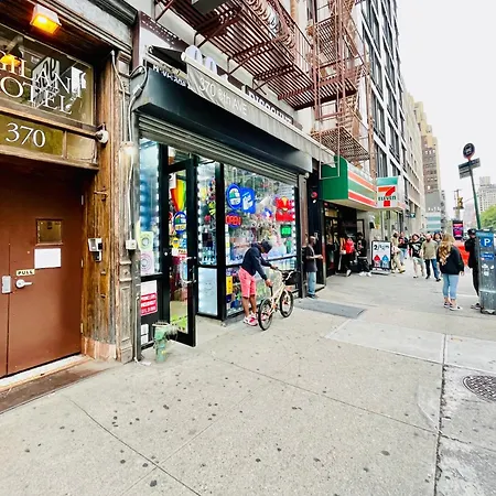 New York Spirit Retreats Hostel-3