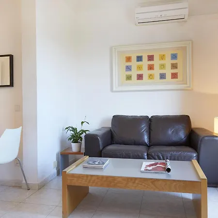 Apartamentos Calvet-3