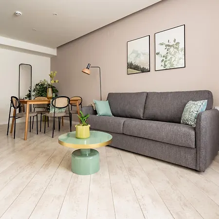 Limehome Barcelona Rector Triado-3