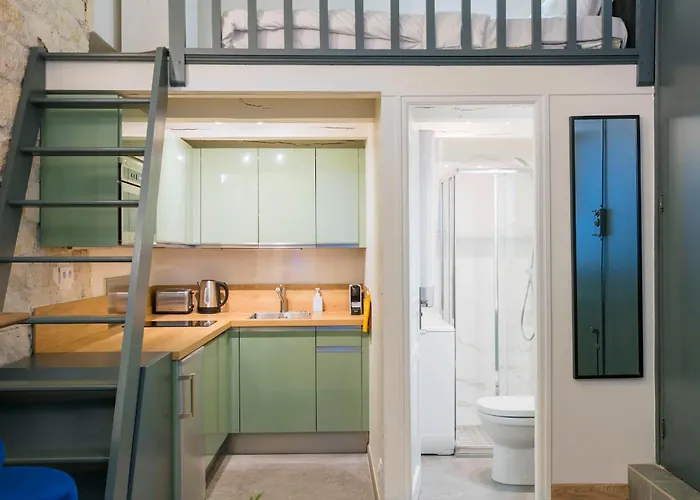 Jardins Des Champs-Elysees - Cityapartmentstay Parigi