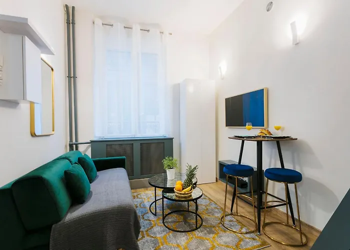 Jardins Des Champs-Elysees - Cityapartmentstay Parigi