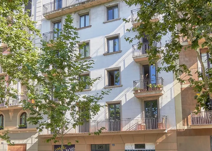 Diagonal Apartments Barcellona