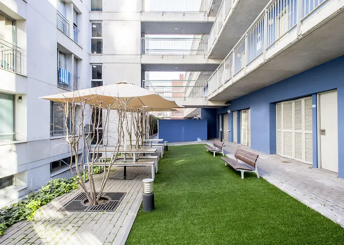 Residencia Universitaria Resa Campus Del Mar Barcellona