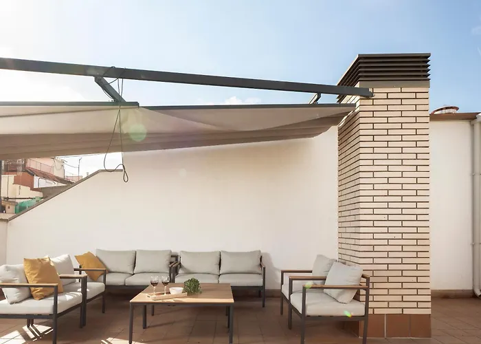 Feelathome Plaza Apartments Barcellona