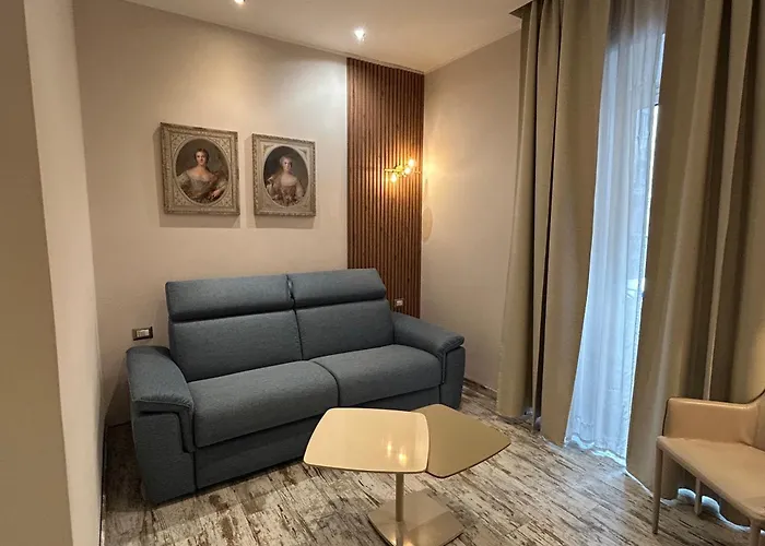 Colonna 18 Apartment By Ghor Roma